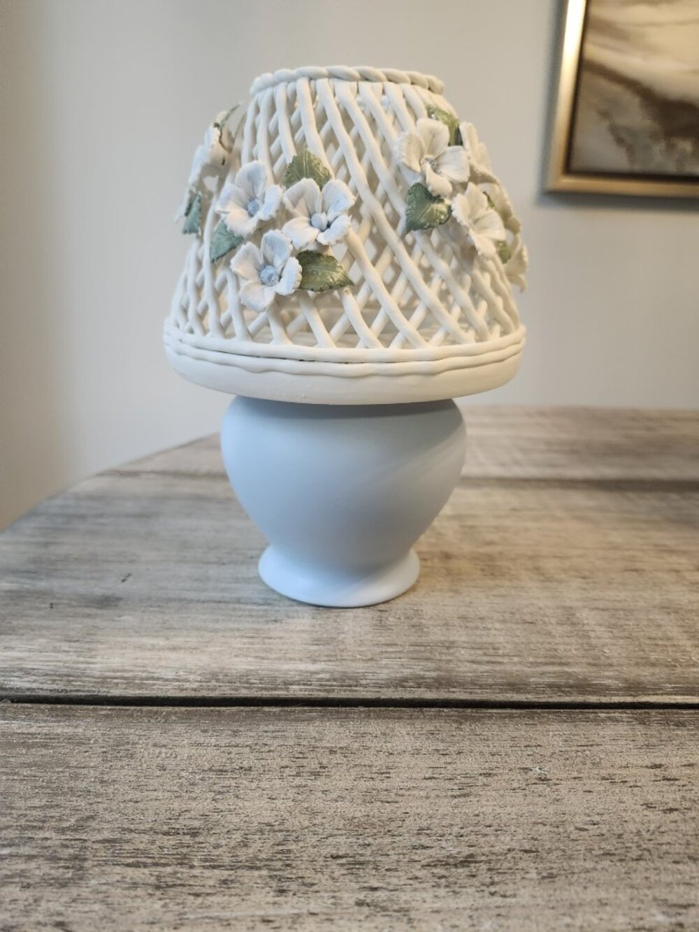 Lattice Lamp Open Work Weaving - Hand Painted Flowers BLUE